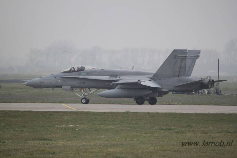 F18C HN450 HavLlv21 (a)