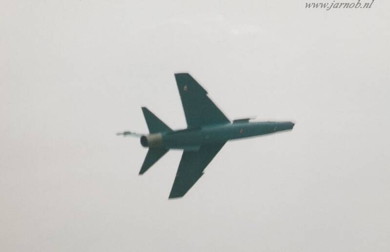 F8E Crusader no 5 of 12F French Navy (1)