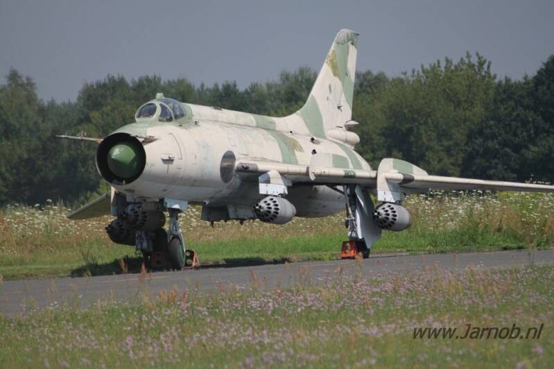 98+61 Su-20 Fitter