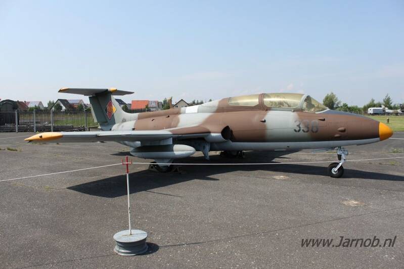 338 L-29 Delfin