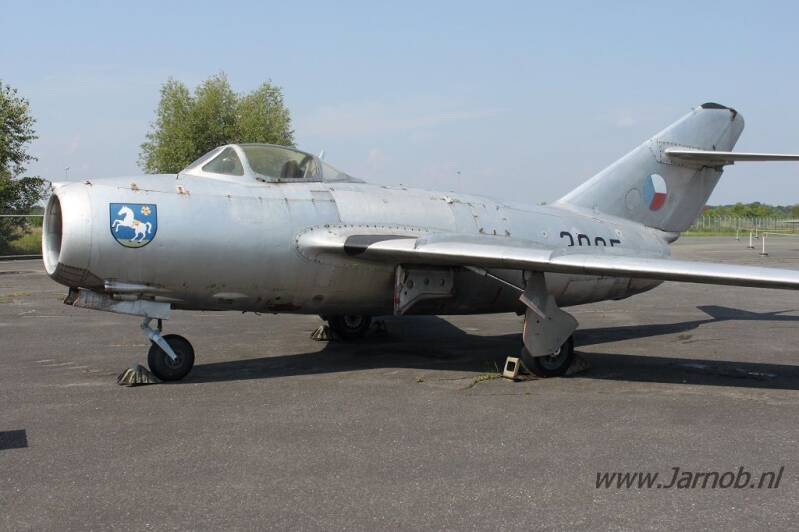 3905 MiG-15bis Czech AF