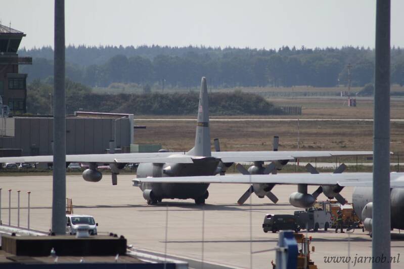 C130H 95-6712 130AW/ 130AS WV ANG