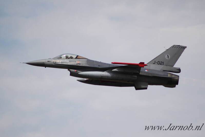 J-021 F16A 322sq