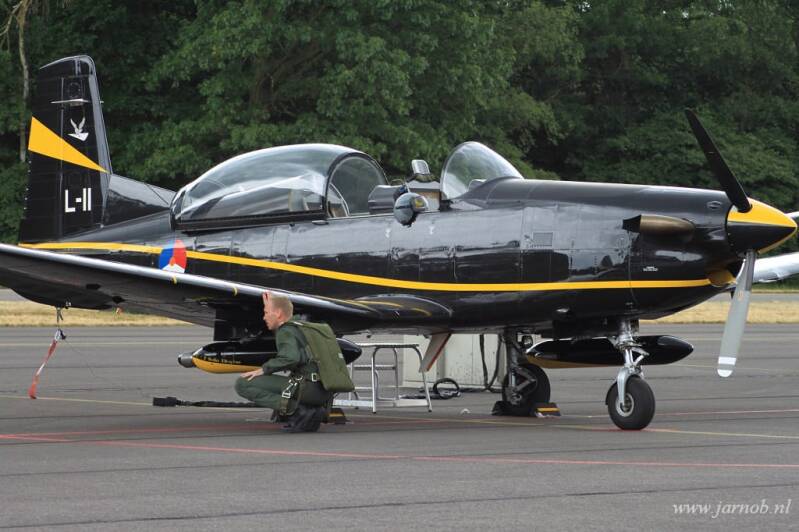 KLu 131sq EMVO Pilatus PC7 Woensdrecht L-11