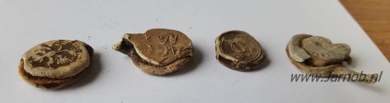 Lead trading seals/ handelsloodjes lakenloodjes