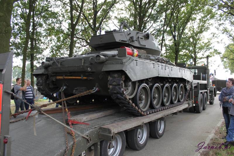 m24-chaffee-002-standard.jpg