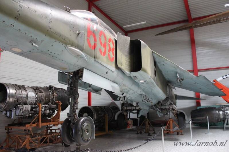 MiG23BN 698 Luftwaffe also 20+46