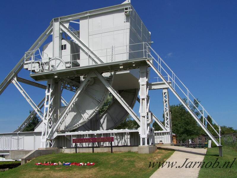 originalpegasusbridge1jpg.jpg