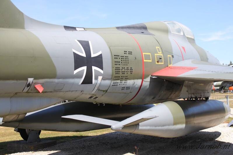 RF84F EB-341 AKG51 as EA-241 (2)