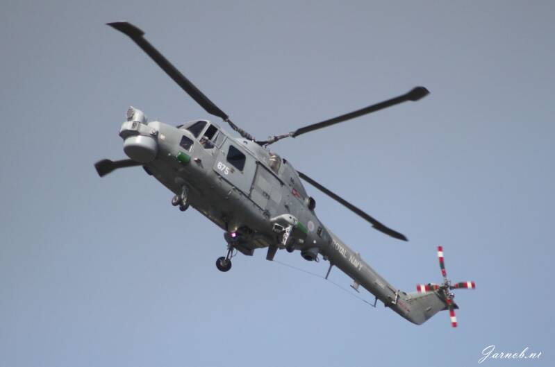 zd265-675-lynx-hma8sru-royal-navy-a-standard.jpg