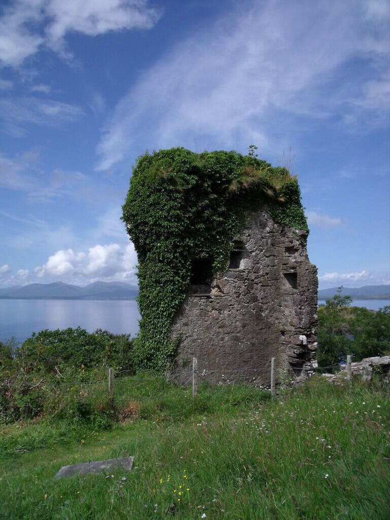 Scotland's Finest: Dunollie Castle