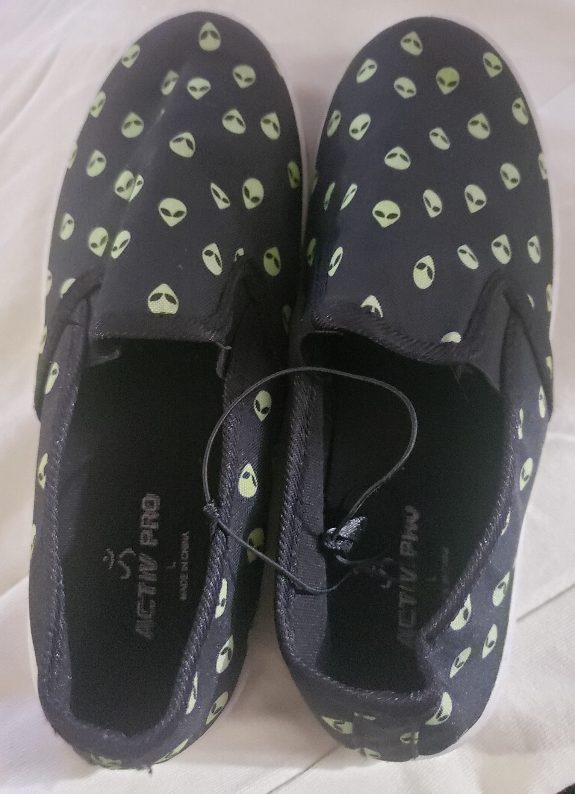 ACTIVE PRO Size 3-4Y Kids Slide On Shoes