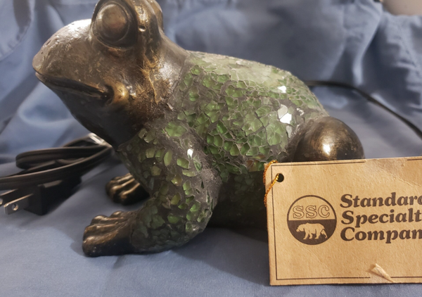 FPR THOSE FROG COLLECTORS- Light up Frog Decor