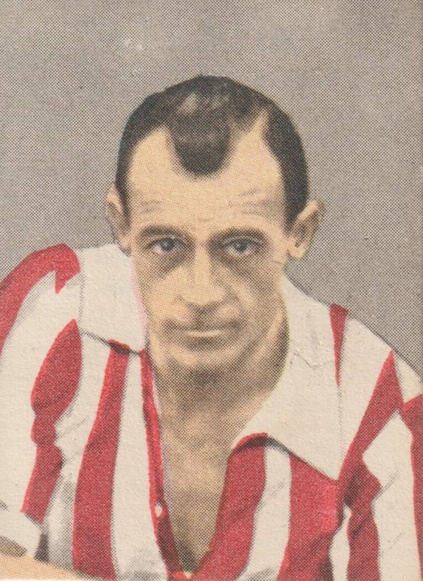 #31: J.Bijen (P.S.V, Eindhoven) - Maple Leaf (1952) Voetbal Album: 100 Vooraanstaande Spelers