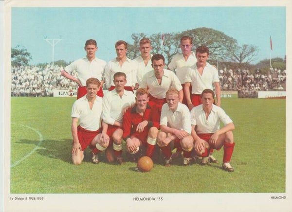 #3B: Helmondia '55 (Helmond) - ESSO A4 Elftalplaat Eerste Divisie B 1958/1959