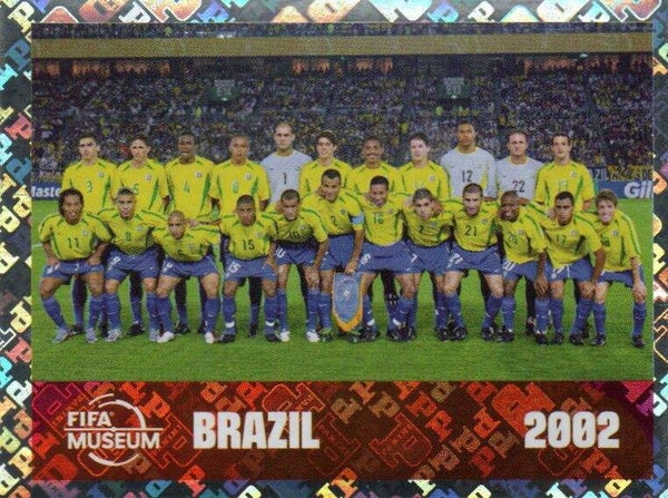#FWC 16: FIFA Museum: Brazil (Teamfoto, 2002) - Panini FIFA World Cup 2026 Canada, USA, Mexico. Standaard Editie