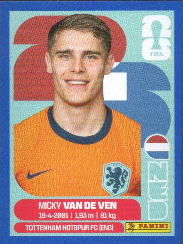 #NED 4: Micky van de Ven (The Netherlands) Blue Border Parallel - Panini FIFA World Cup 2026 Canada, USA, Mexico. USA & Canada Editie