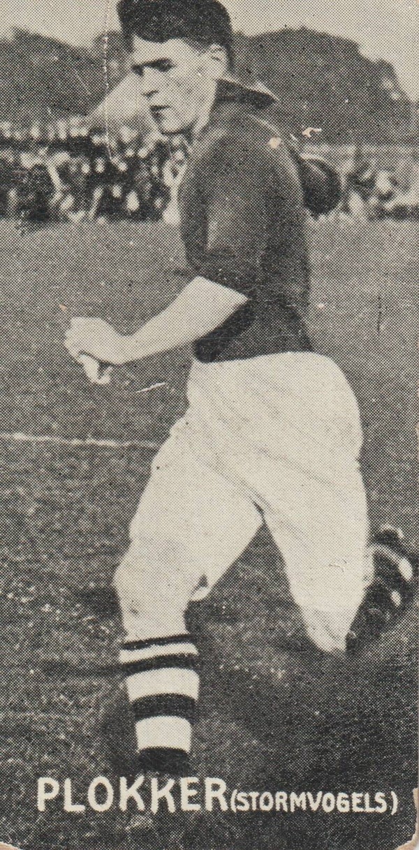 Plokker (Stormvogels) - Tiktak Voetbalfoto's & andere sporten 1933