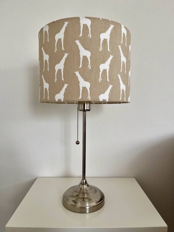 Lampenschirm aus Baumwolle „Weiße Giraffen“
