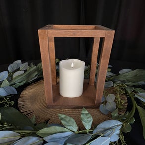 Lanterne de bois pour centre de table