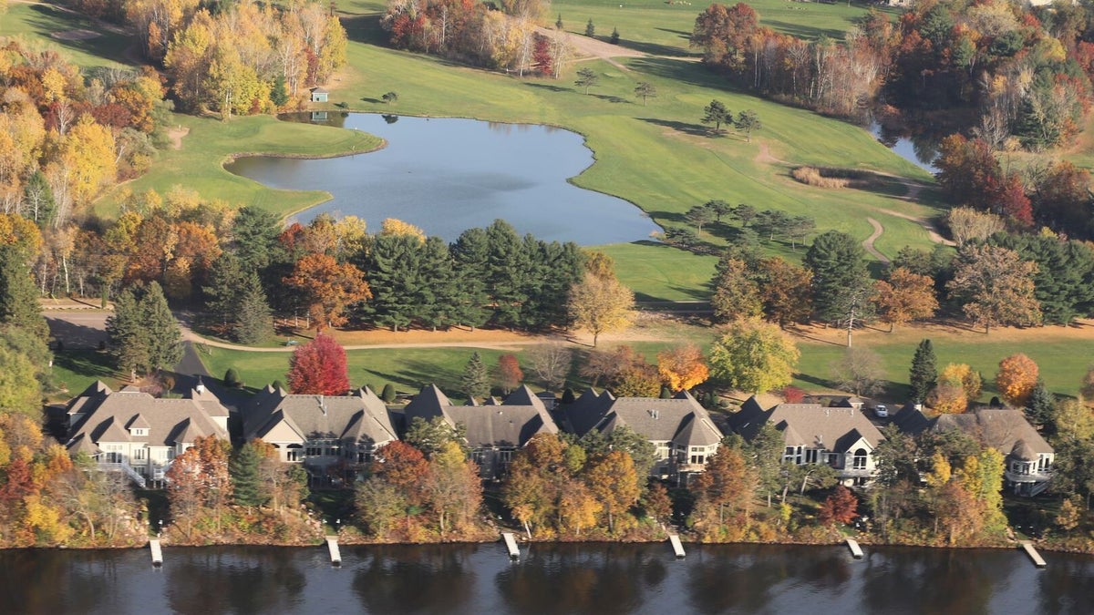 River Ridge Condominium Association
