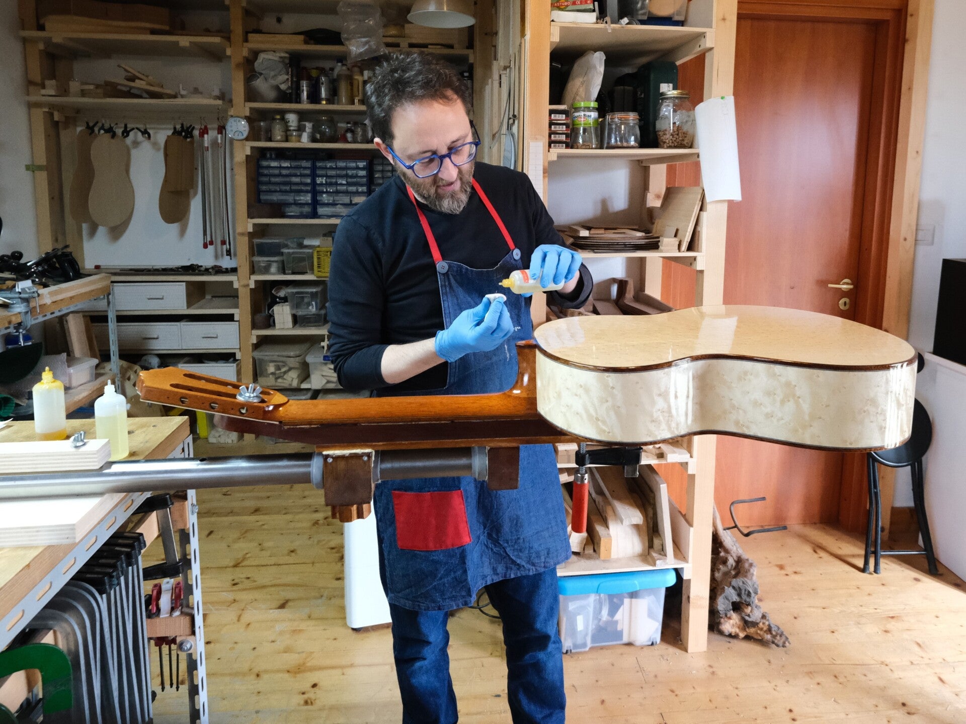 Liutaio Giacomo Guadagna chitarra classica Castiglion Fiorentino Arezzo Toscana
