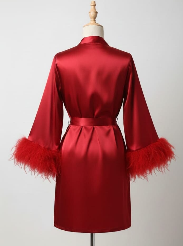 Bata de Plumas Burdeos