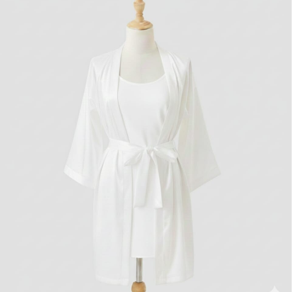 Set Bata Lisa con Camisón o Pijama