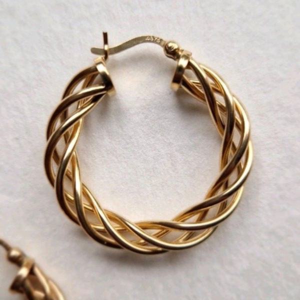 The triple twisted creoles