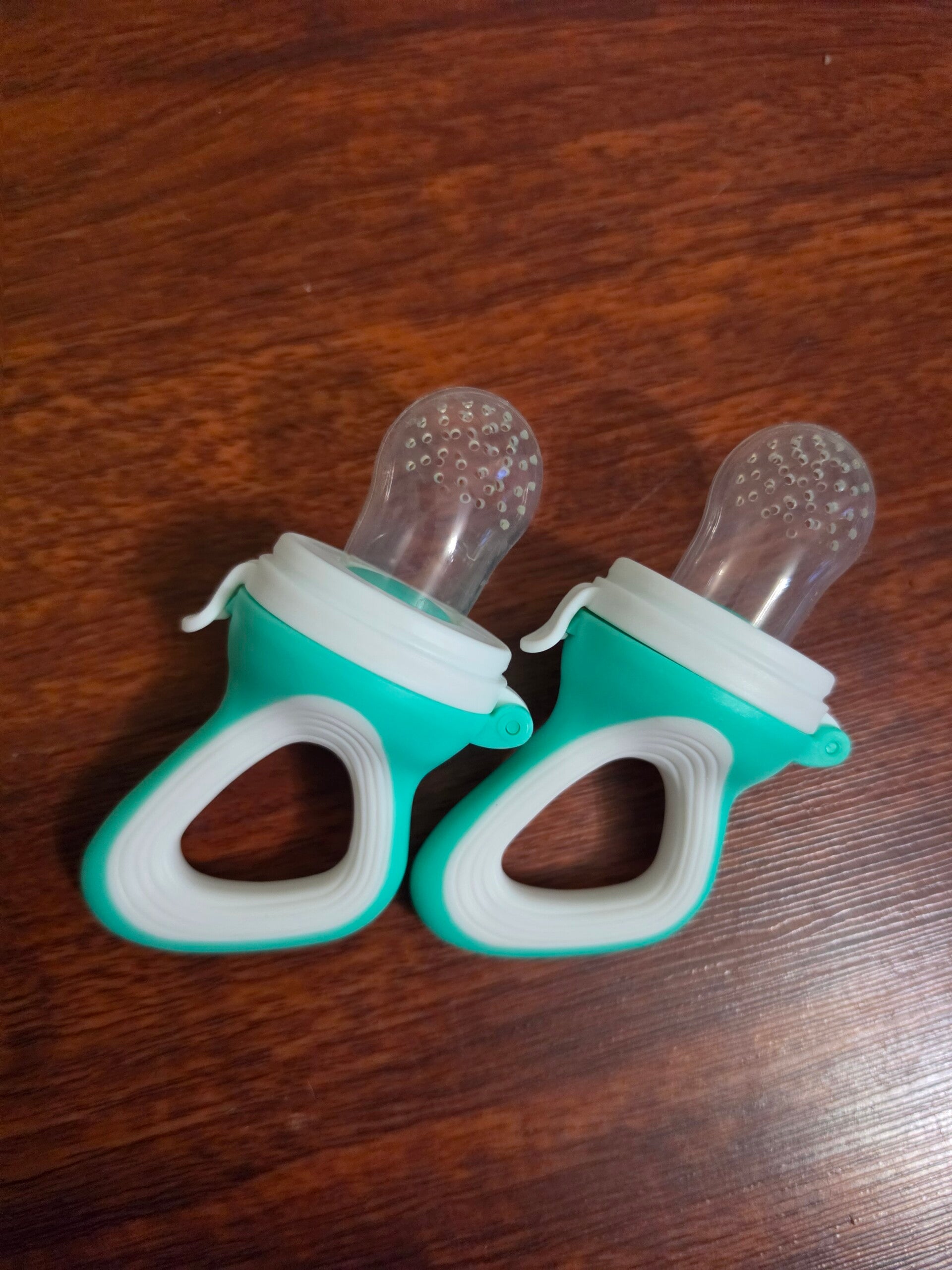 Set of 2 Teething Pacifiers
