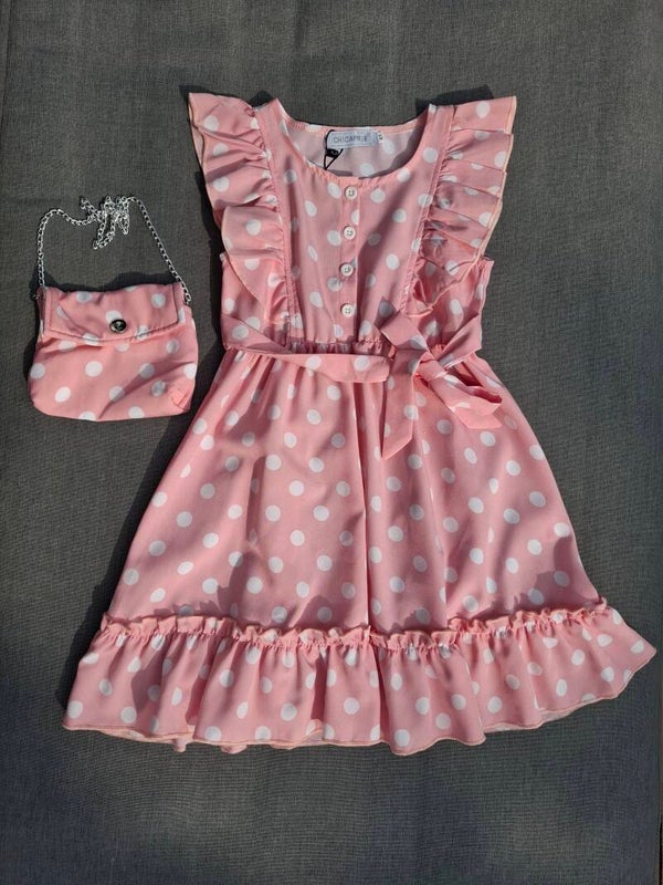 Roze jurk met stippen