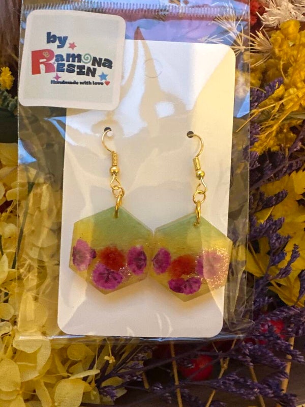 Floral handmade earrings