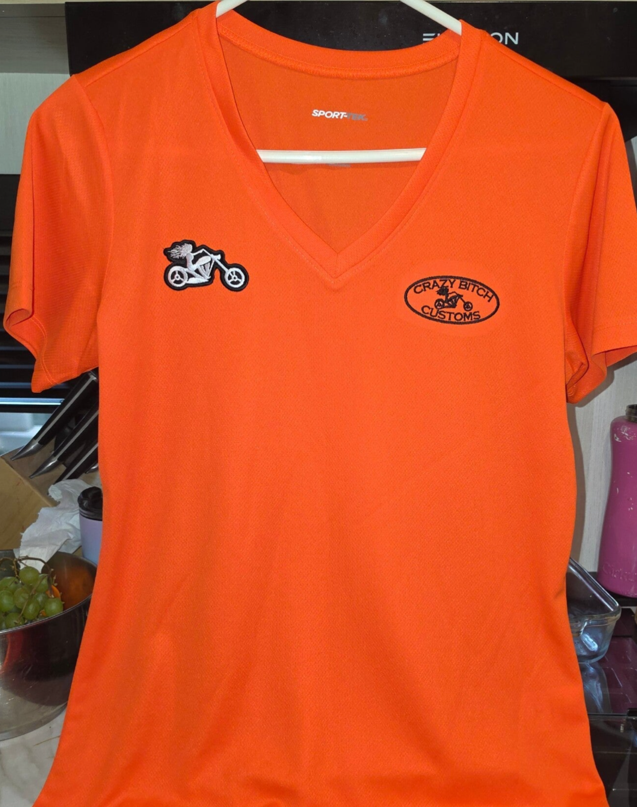 WOMEN'S ORANGE DRY WIK TEE
