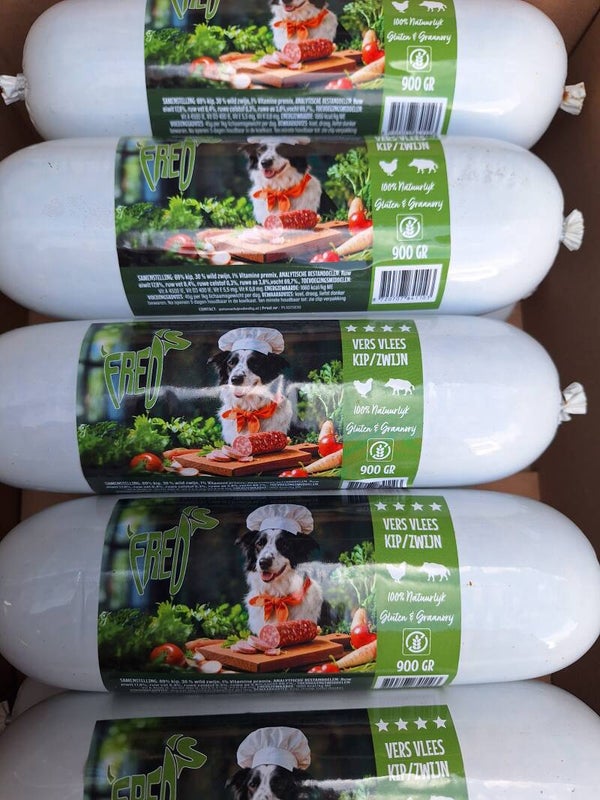 Barf vleesworst zwijn/gevogelte 900gr. p.st of kennelpack 10st-9kg