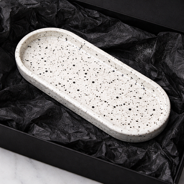 Plateau ovale mouchetés