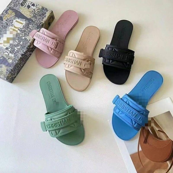 Sandal