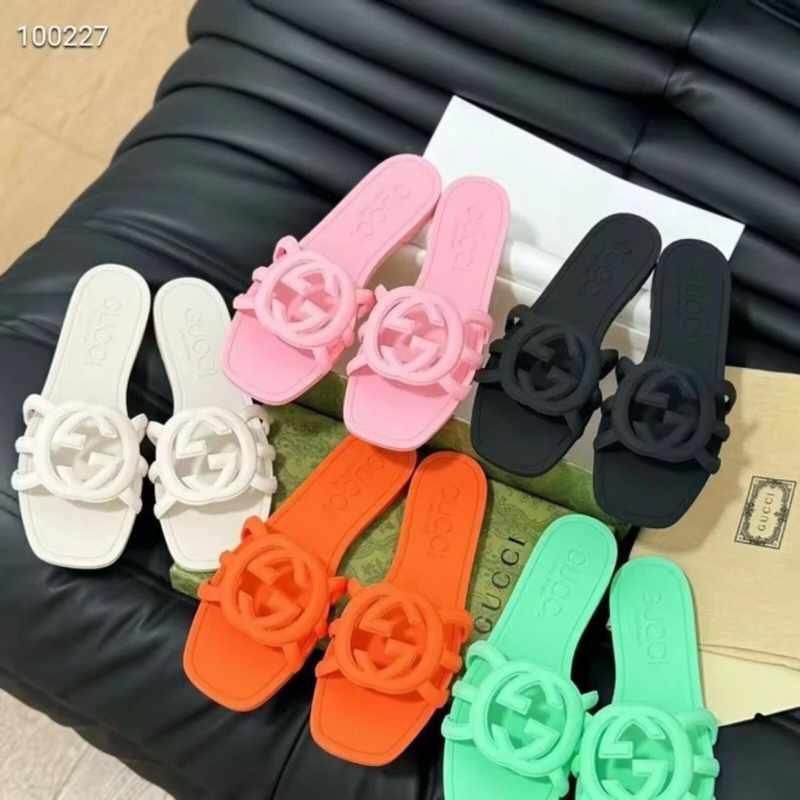 Sandal