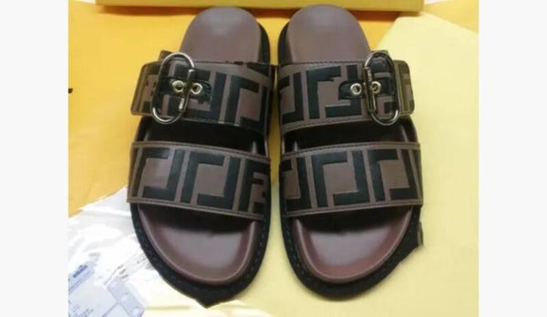 Sandal