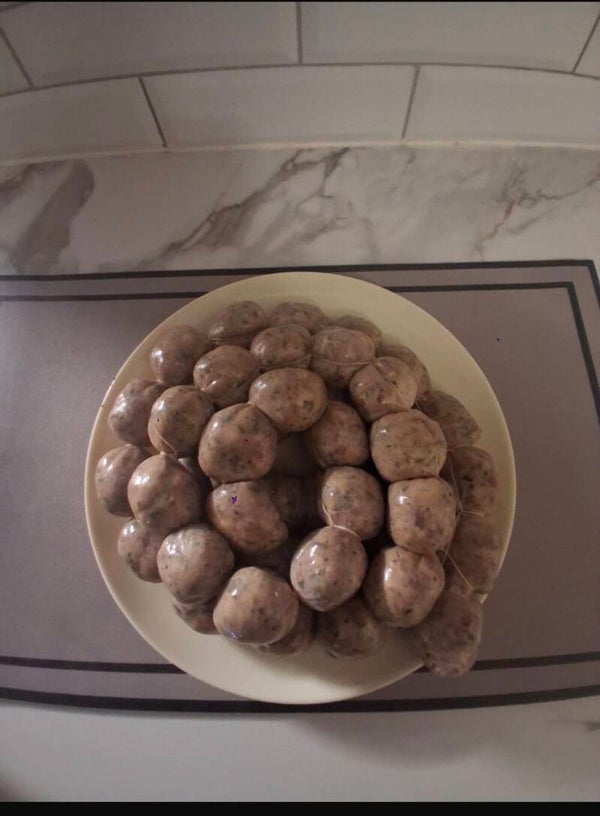Longanizas 2.50 c/u 25 la docena