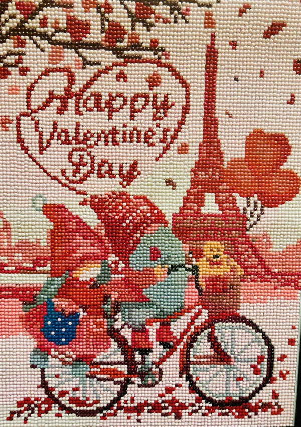 Gonks Love in paris