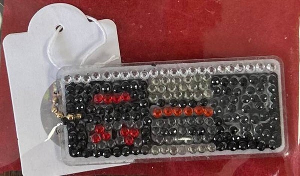 Diamond-painted Nintendo Nes 8 bit controller