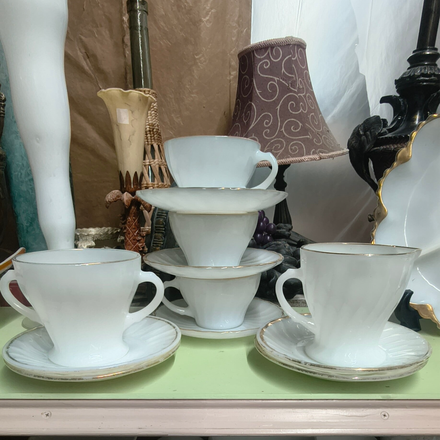 Vintage White Milk Glass Tea & Coffee Cups with Gold Rim Trim – 8-Piece Set