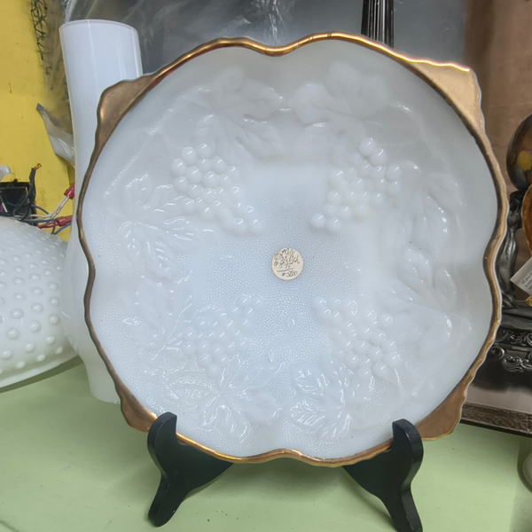 Vintage White Milk Glass Scalloped Fruit Bowl with Gold-Gilt Rim