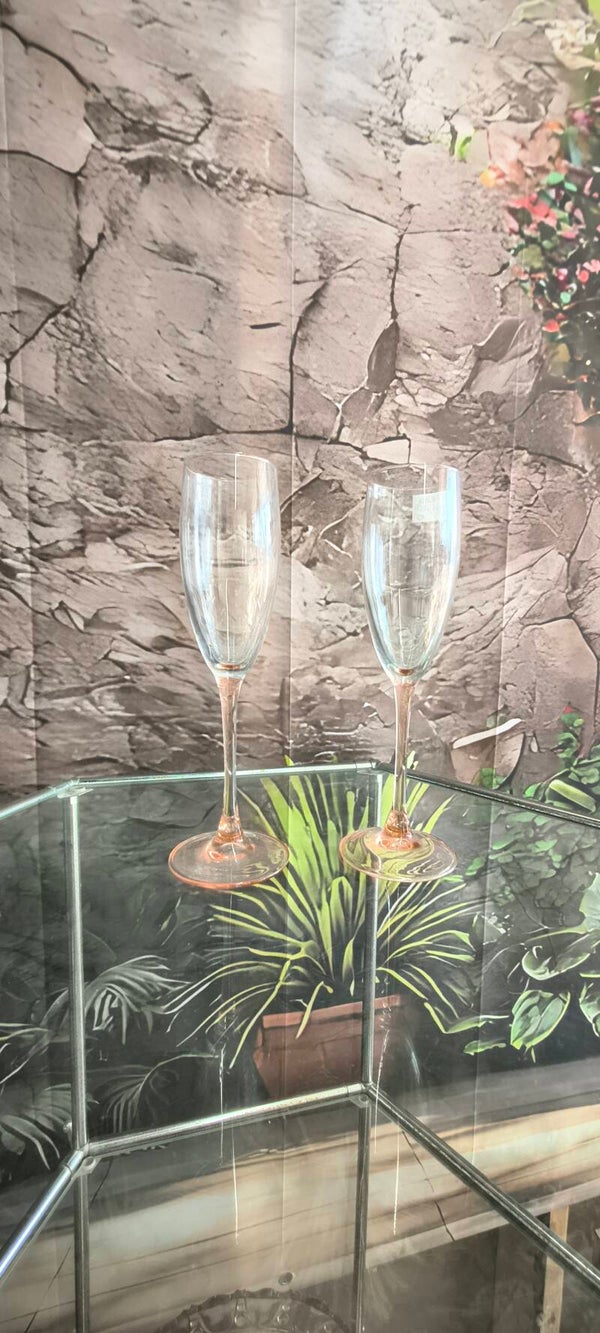 Set of two vintage champagne flutes