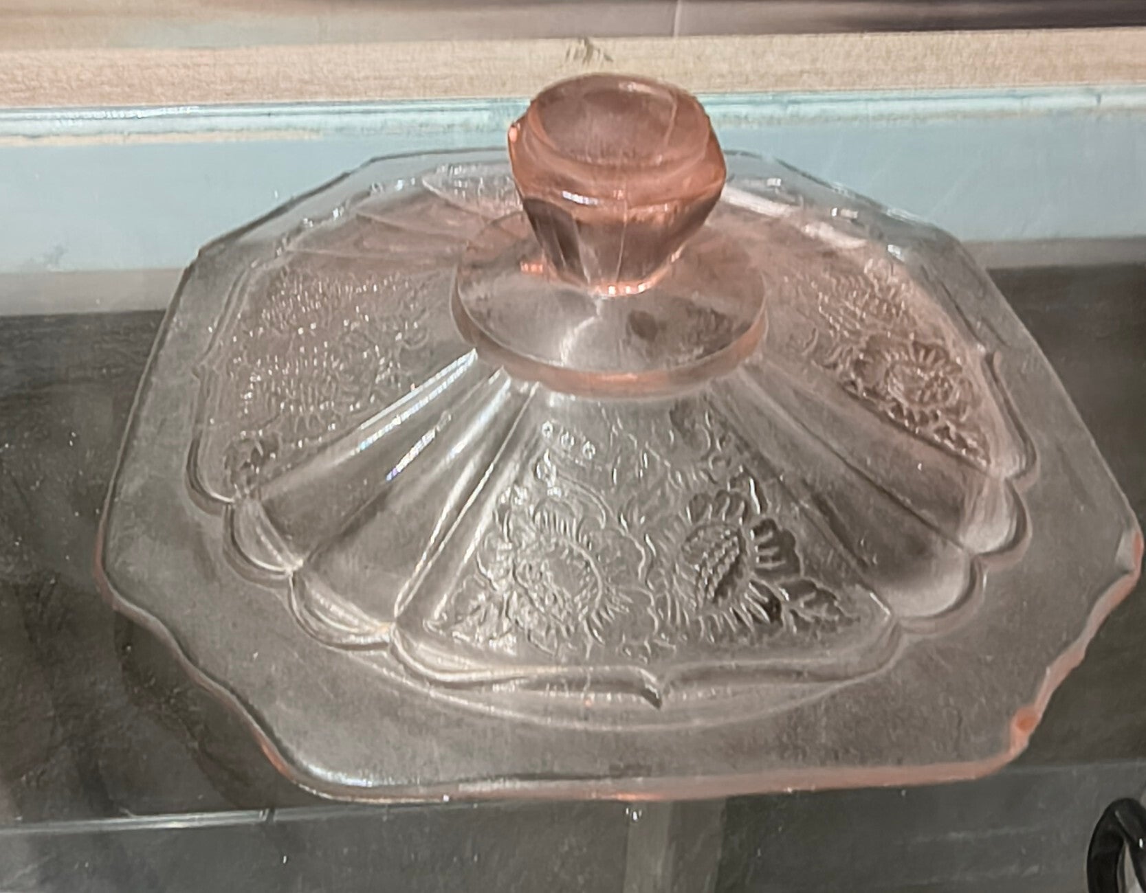 Vintage 1930s Pink Depression Glass Lidded Butter Dish / Box Lid