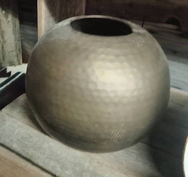 Spherical vase