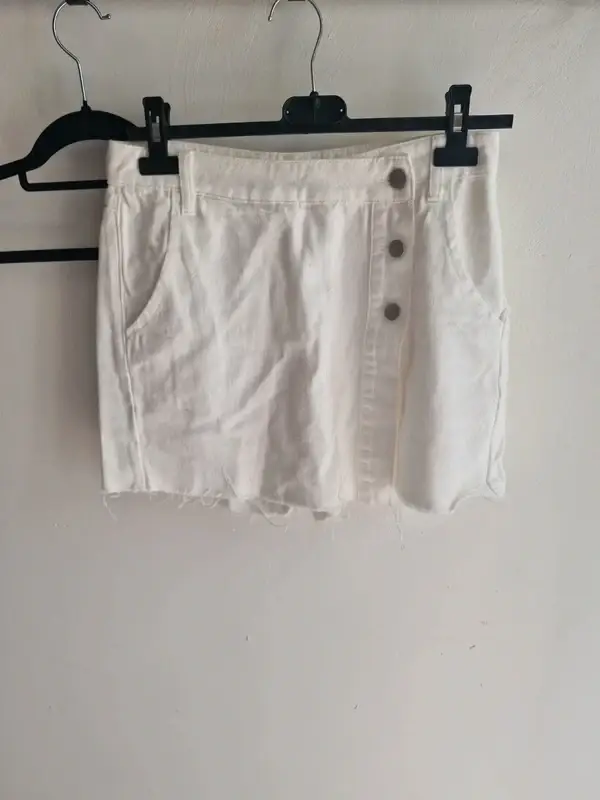 👗 Jupe-short Charlior – Taille S 🤍