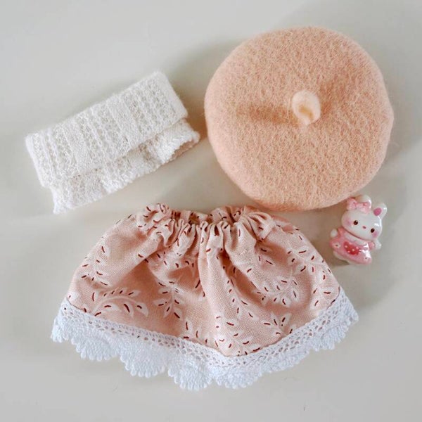 OUTFIT Baret 5