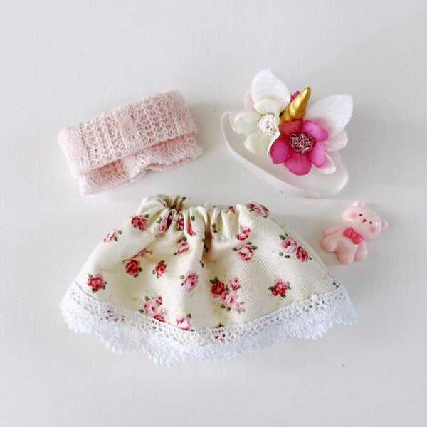OUTFIT Unicorn 2