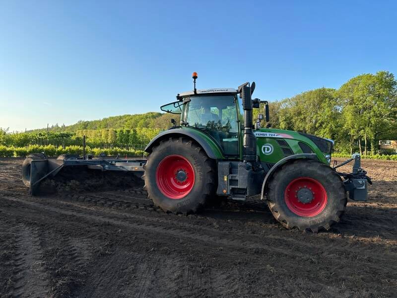 #kilveren_kilverbord_tractor_grondwerk